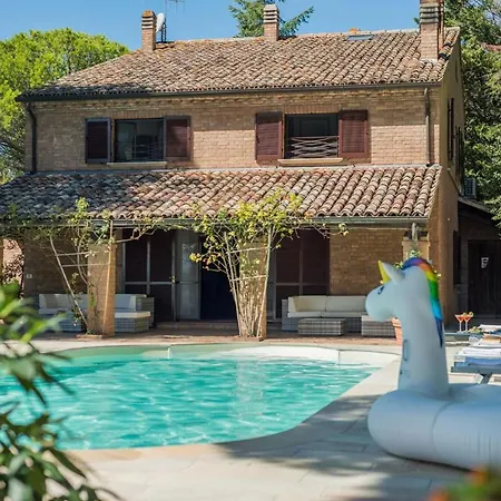 Panorama 别墅 佩萨罗